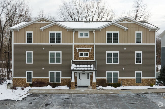 Photo - Trailview Place