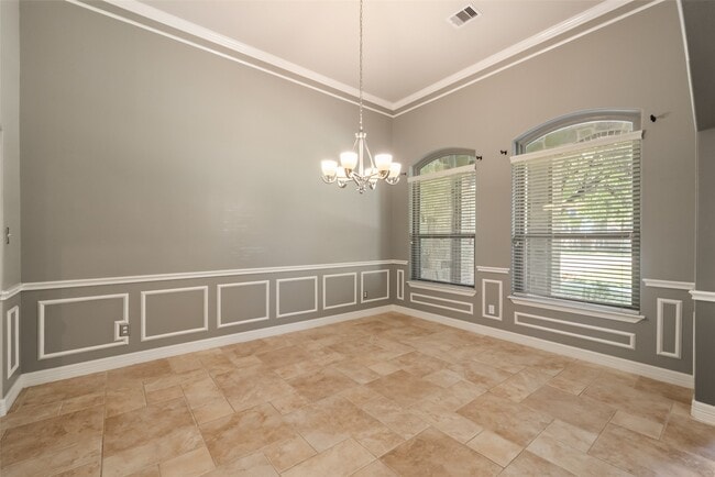 Building Photo - 1019 Monarch Oak Dr