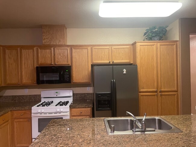 Photo - 1353 Andleman Ct