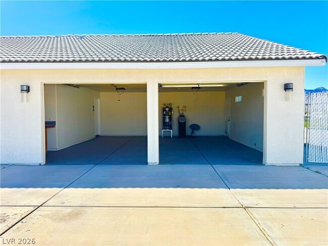 Photo - 5420 N Blagg Rd