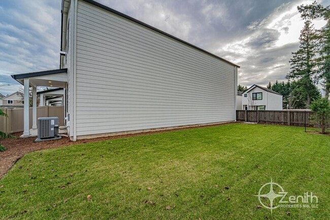 Photo - 16304 NE 21st St