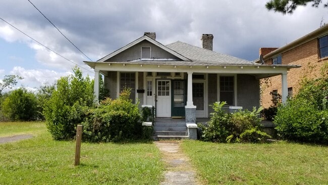 Photo - 5516 Court G