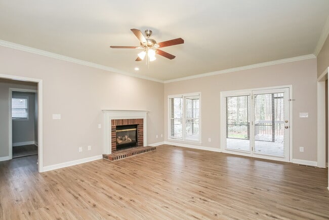 Photo - 3631 Robin Ln