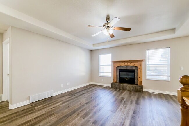 1112 S 1425 W
