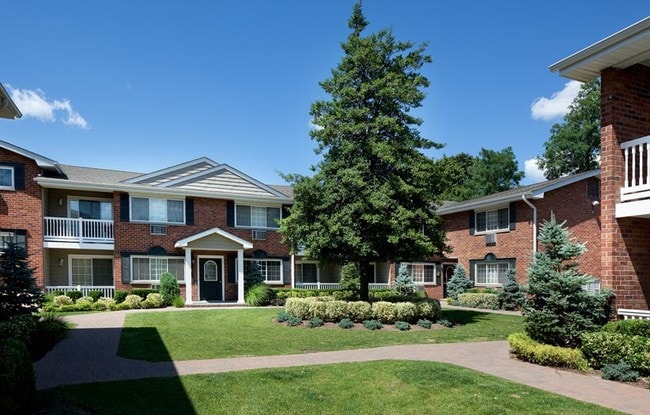 Fairfield Suburbia Gardens