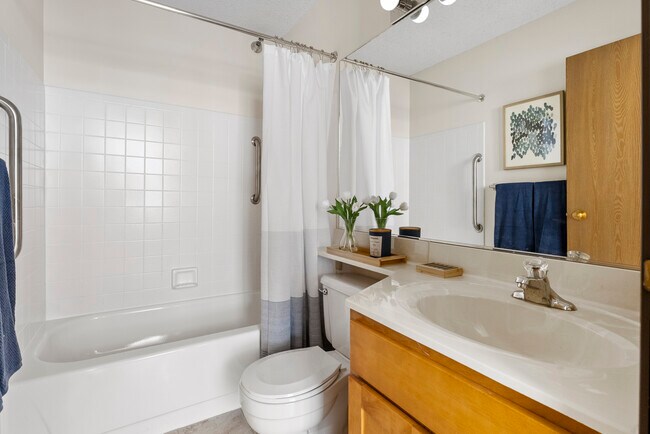 2 BD Paired Bathroom
