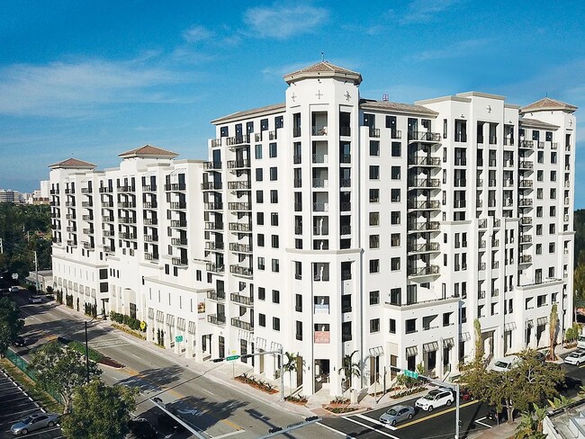Photo - 301 Altara Ave Unidad 213 Rental