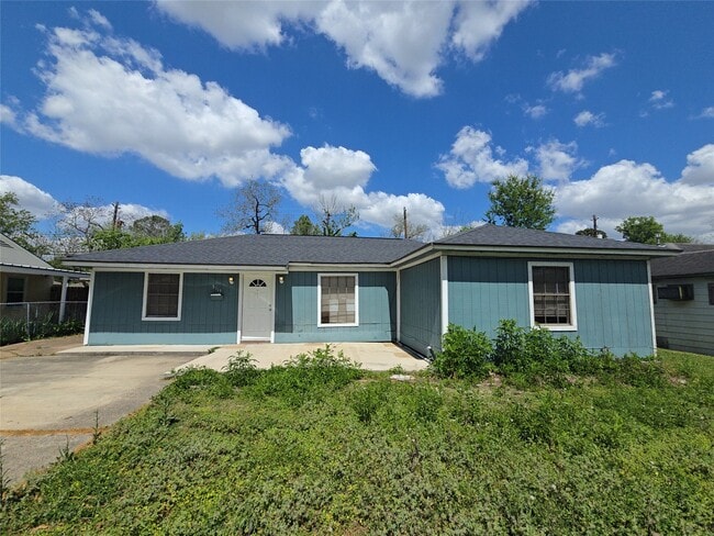 Building Photo - 5115 Balkin St