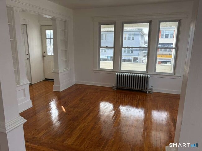 Photo - 1821 E Main St Unit 2