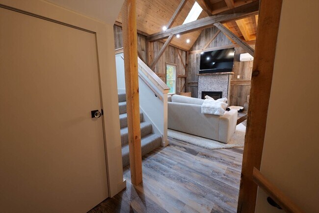 Photo - 23 Winter St