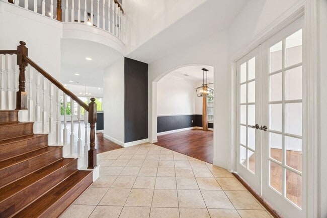 Photo - 6615 Redberry Glen Ln