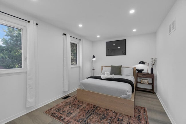 Photo - 1963 Roy Ivor Crescent Unité SI ID1403765P