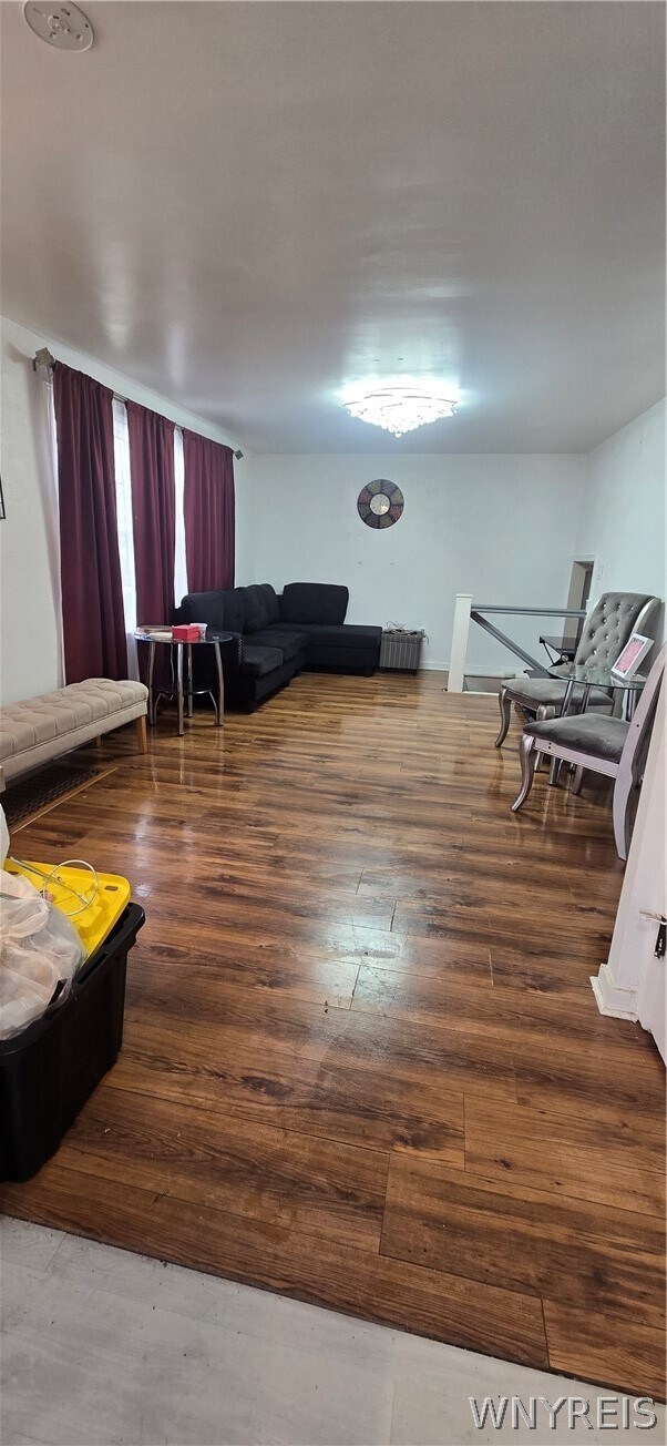 Photo - 758 Niagara Falls Blvd