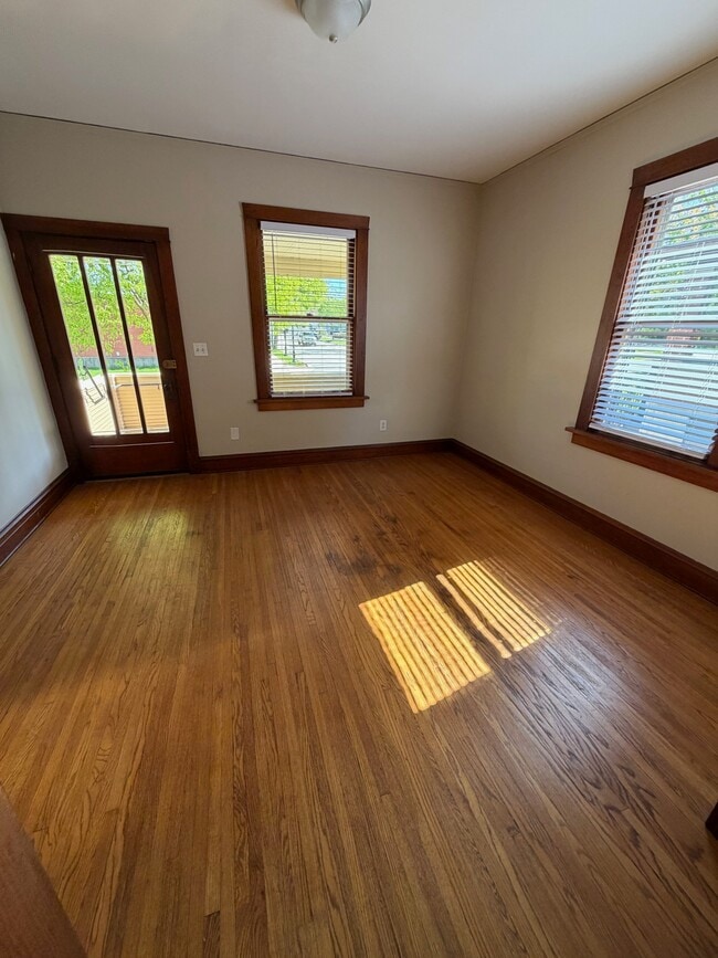 Photo - 222 State St