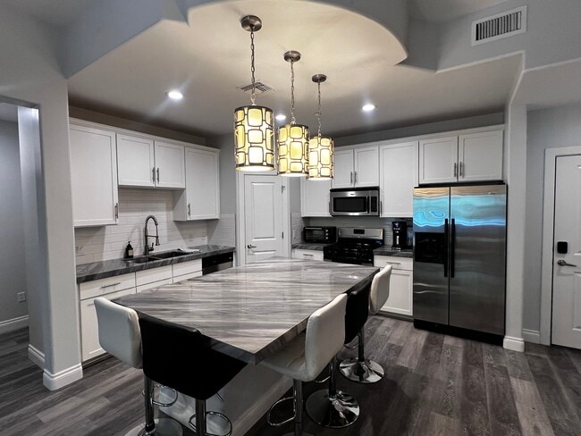 Photo - 945 E Playa del Norte Dr Unit #1018