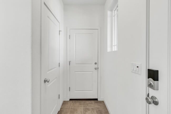 Photo - 7657 Bracer Wy