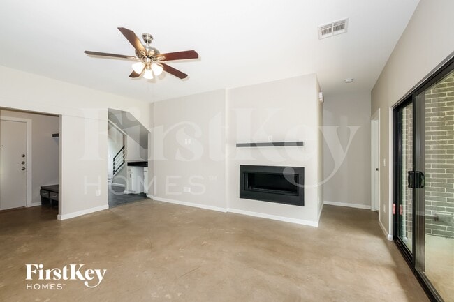 Photo - 15940 Aparados Wy