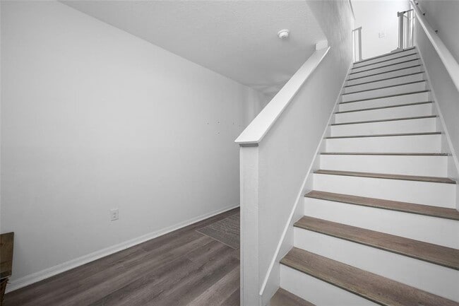 Photo - 16826 Secret Meadow Dr