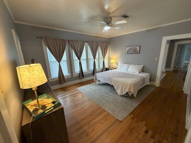 Photo - 1707 N 5th St