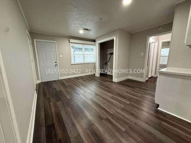 Photo - 1303 Des Jardines St Unidad 1