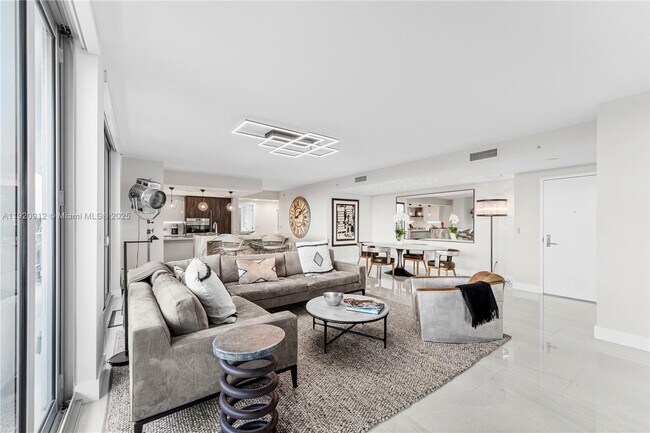 Photo - 1180 N Federal Hwy Unit 607