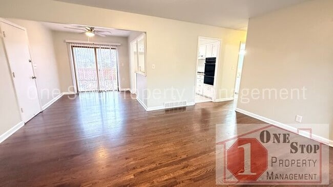 Photo - Charming 3-bedroom, 1.5-bathroom home in Kansas City