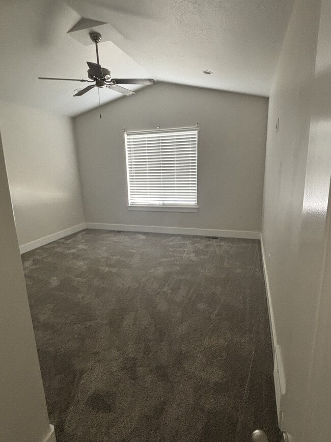 Photo - 336 Destiny Wy