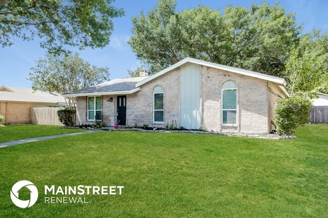 2904 Chancellor Dr