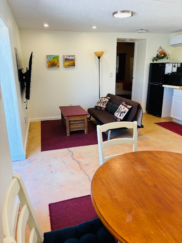 Photo - 147 Saddle Spur Trail