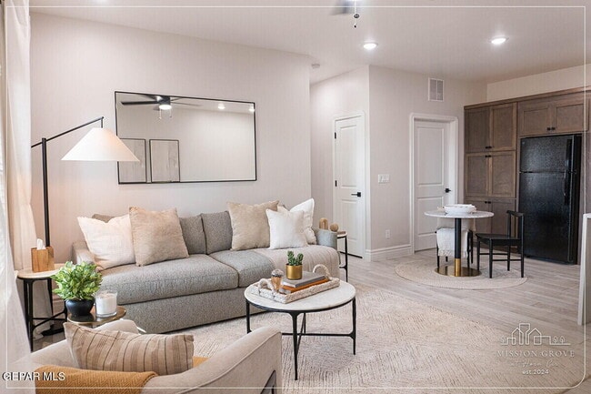 Photo - 10680 Horn Cir Unit 5