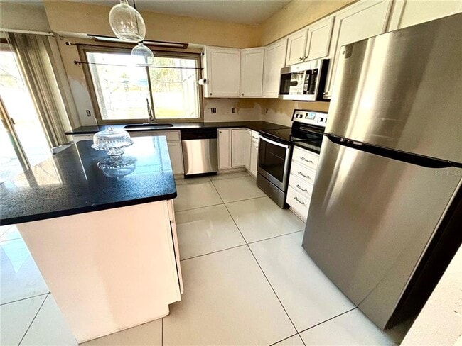 Photo - 5419 Twin Palms Rd