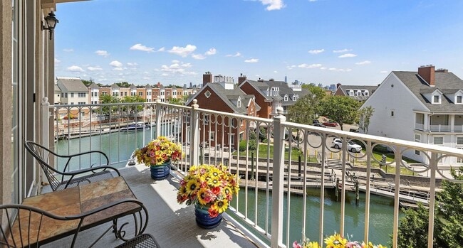 Building Photo - 205 Shearwater Ct W Rental