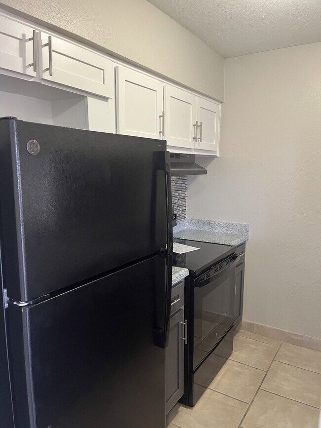 Encanto Apartments ALL BILLS PAID Houston, TX