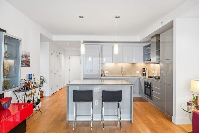 Photo - 77 Hudson St Unit 3809