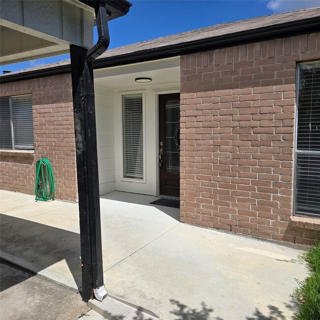 Photo - 15826 Los Altos Dr