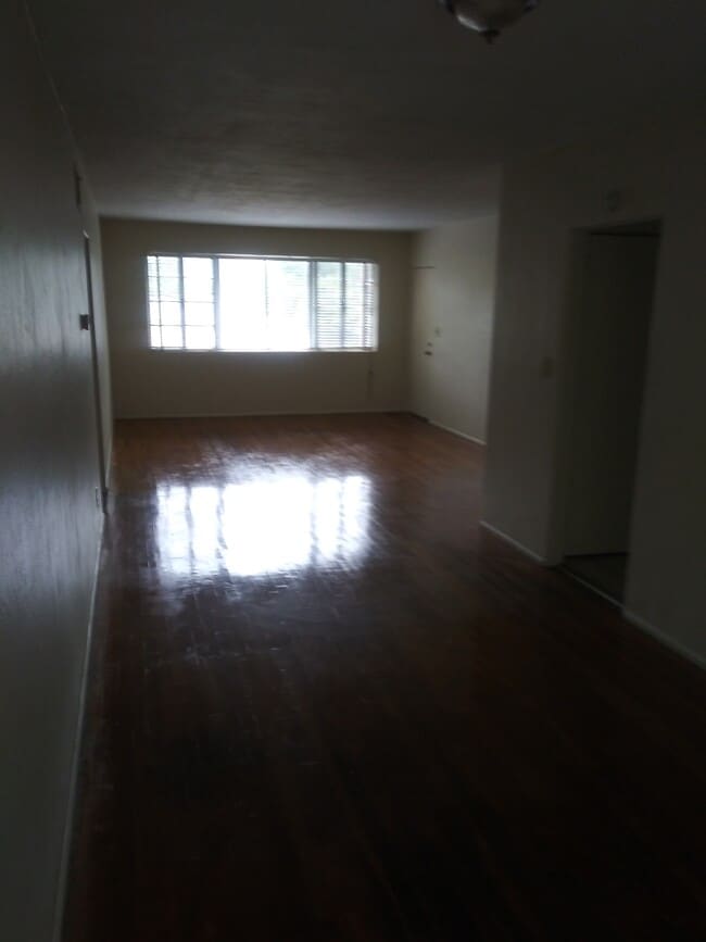 Photo - 2139 Spring Park Rd Unit #4