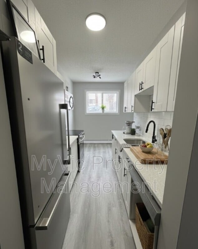 Building Photo - 10930-10953 53 Ave NW Unit One-Bedroom