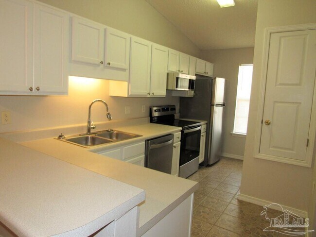 Photo - 2331 Trailwood Dr