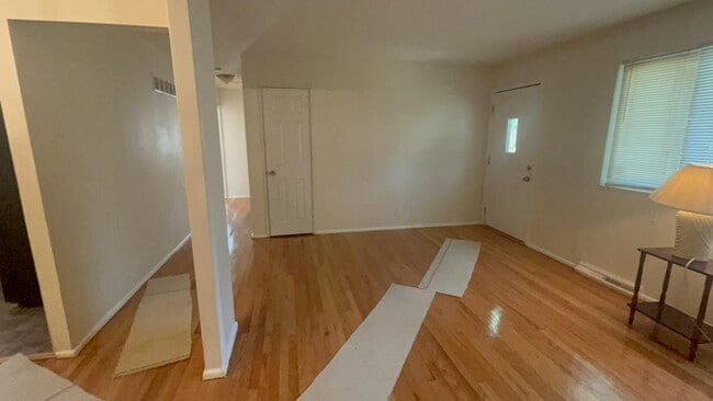 Photo - 522 Alcove Ave