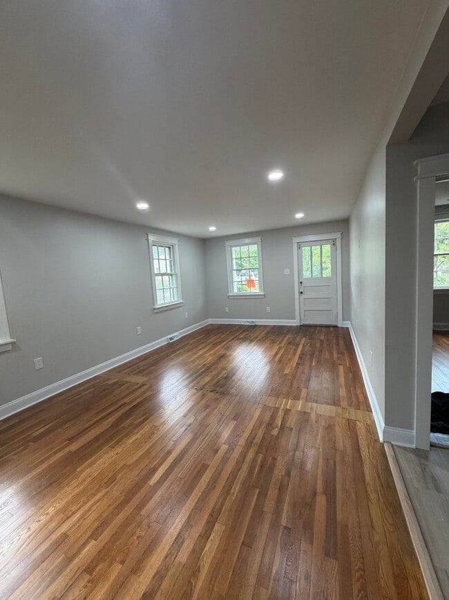 Photo - 224 Hylawn Ave