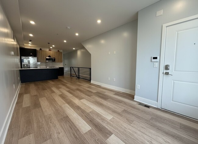 Building Photo - 2526 Cecil B. Moore Ave Unit 1