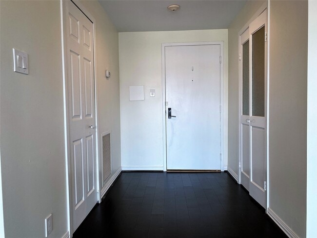 Photo - 49 Briar Hollow Ln Unit 1401