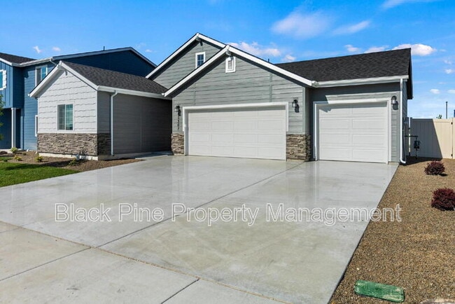 Photo - 15307 Cloud Crst Ave