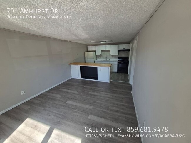 Photo - 701 Amhurst Dr