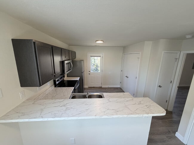 Photo - 1709 Hanover Blvd