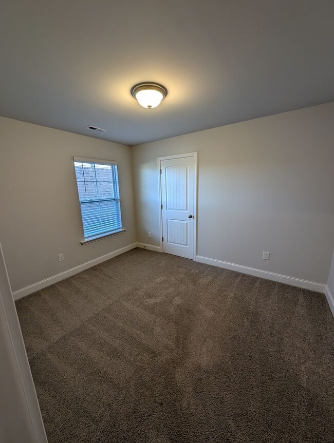 Photo - 244 Abercorn Dr