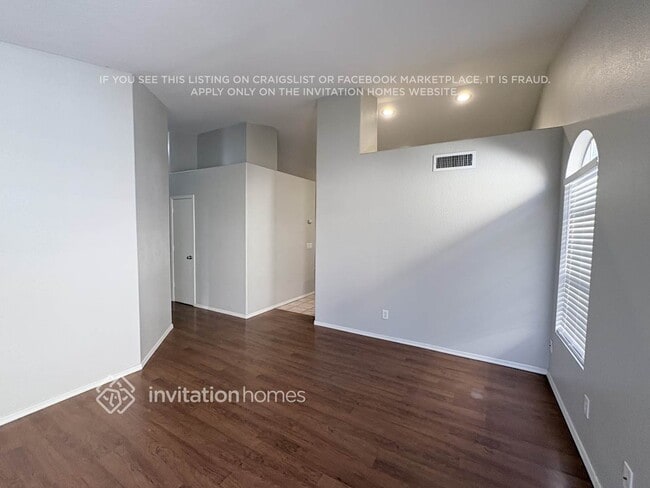 Photo - 1182 W Orchid Ln