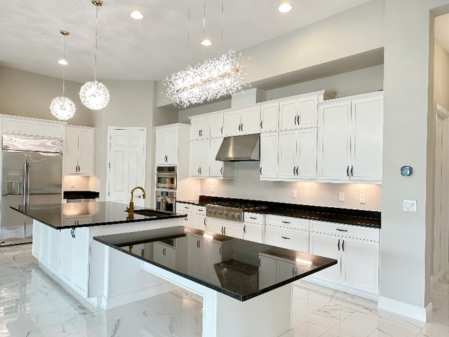 Photo - 10530 Meadowrun Dr