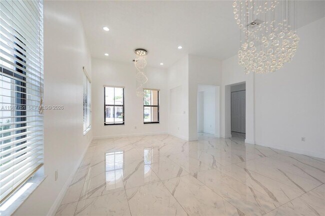 Photo - 8513 NW 41st St