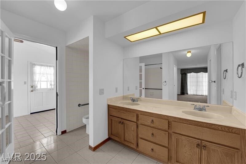 Photo - 2004 Canterbury Dr